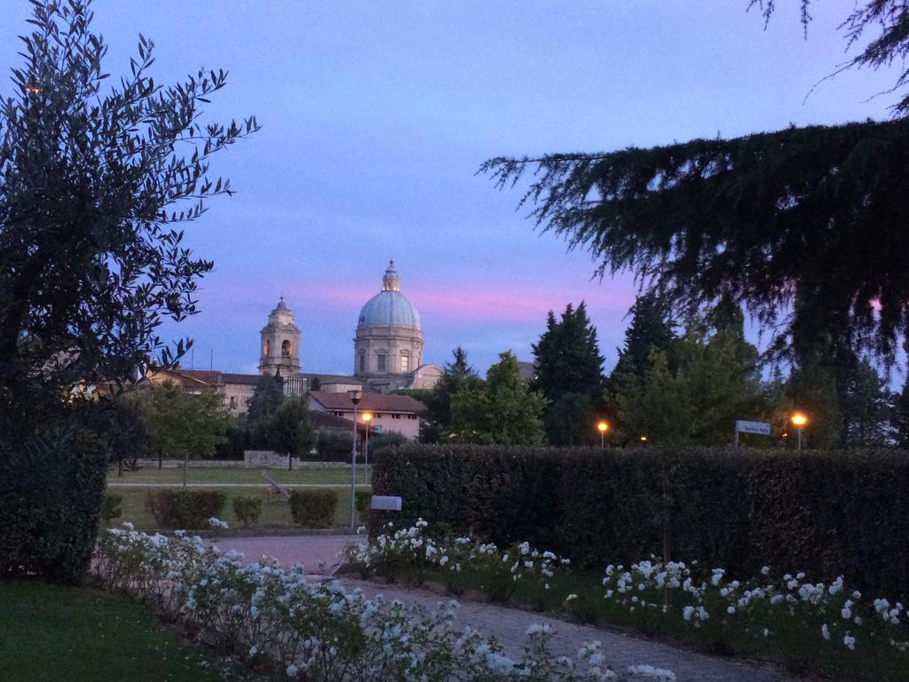 Assisi Charme Bed & Breakfast ภายนอก รูปภาพ