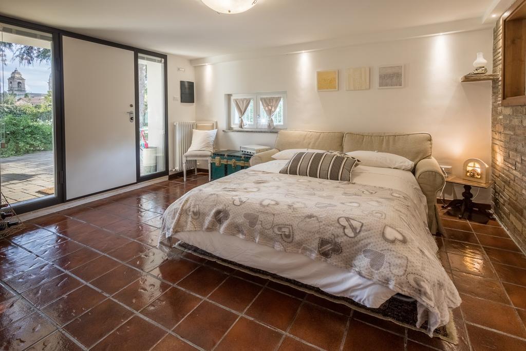 Assisi Charme Bed & Breakfast ภายนอก รูปภาพ